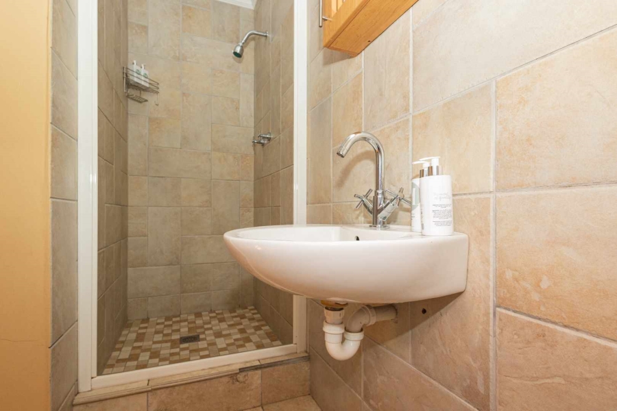 To Let 4 Bedroom Property for Rent in Ridgeworth Western Cape